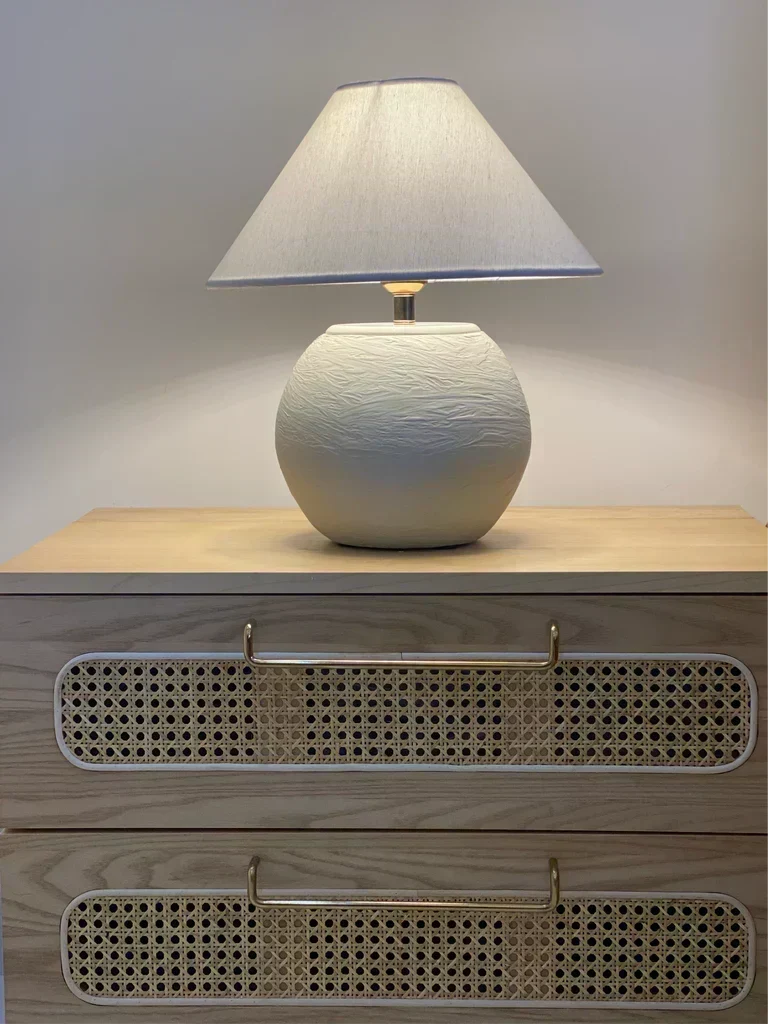 Handcrafted terracotta lamp with cream shade – 17.2 inch