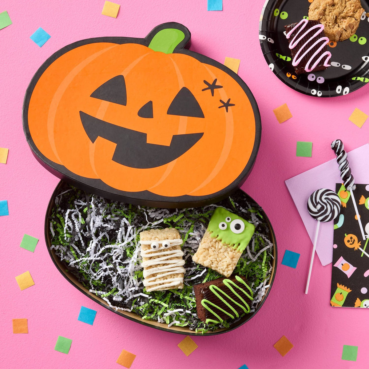 1.5oz Halloween Paper Shred Filler Black/Green/White - image 2