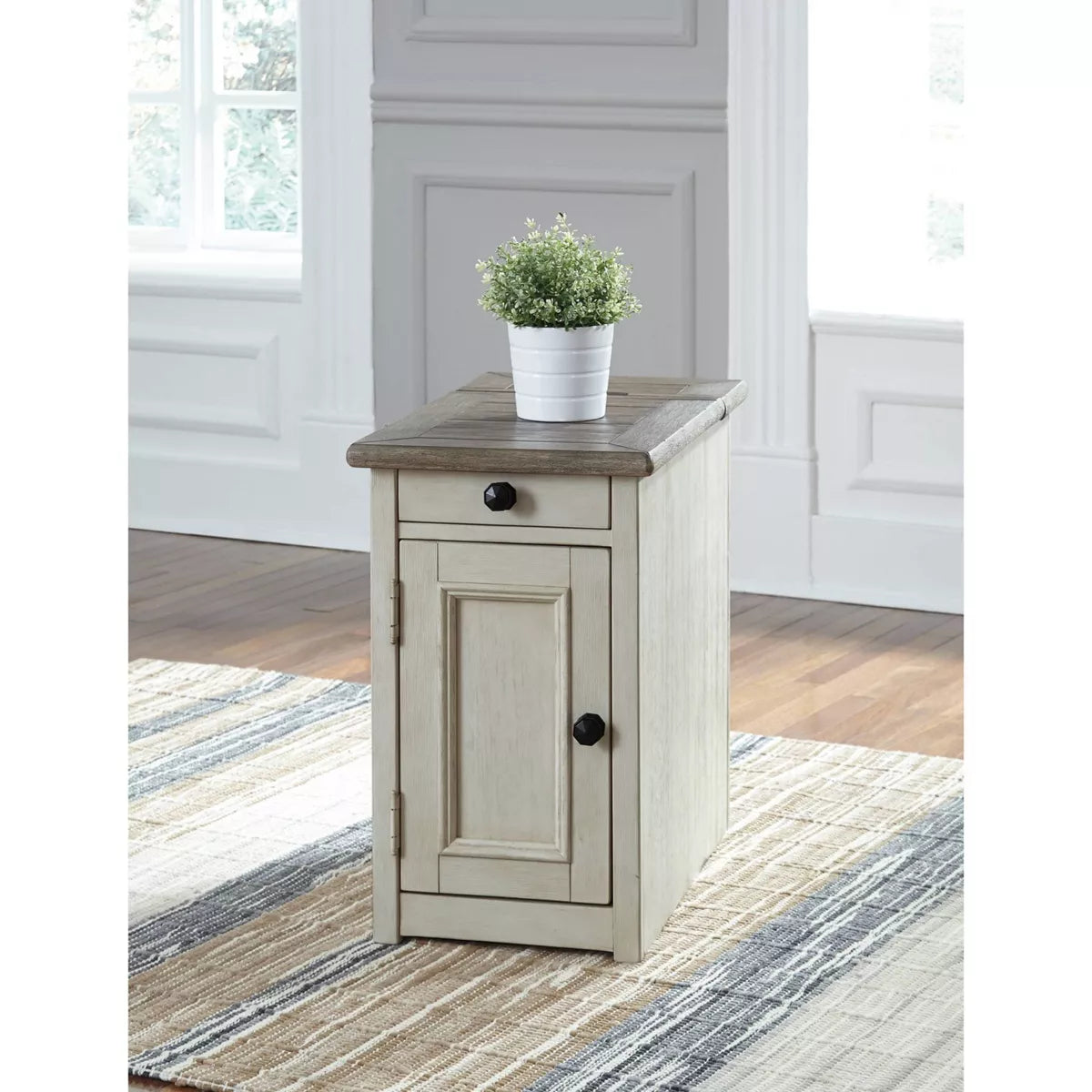 Ashley Chair Side bohemian side table