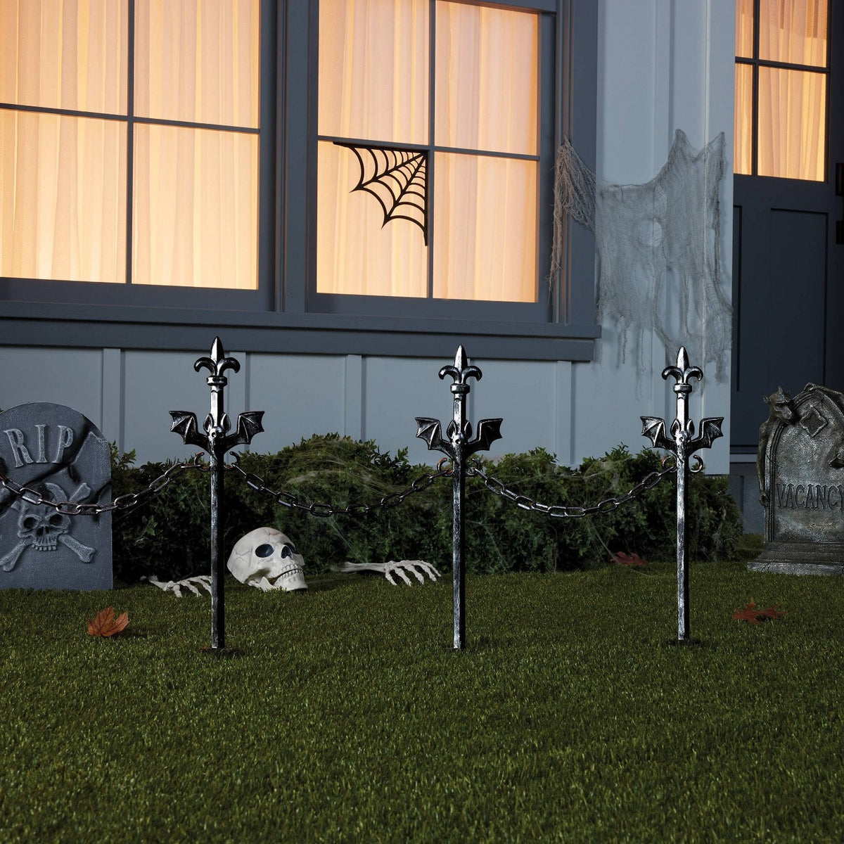 3 Foot Bat Chain Yard Fence Stakes Halloween Prop - image 2