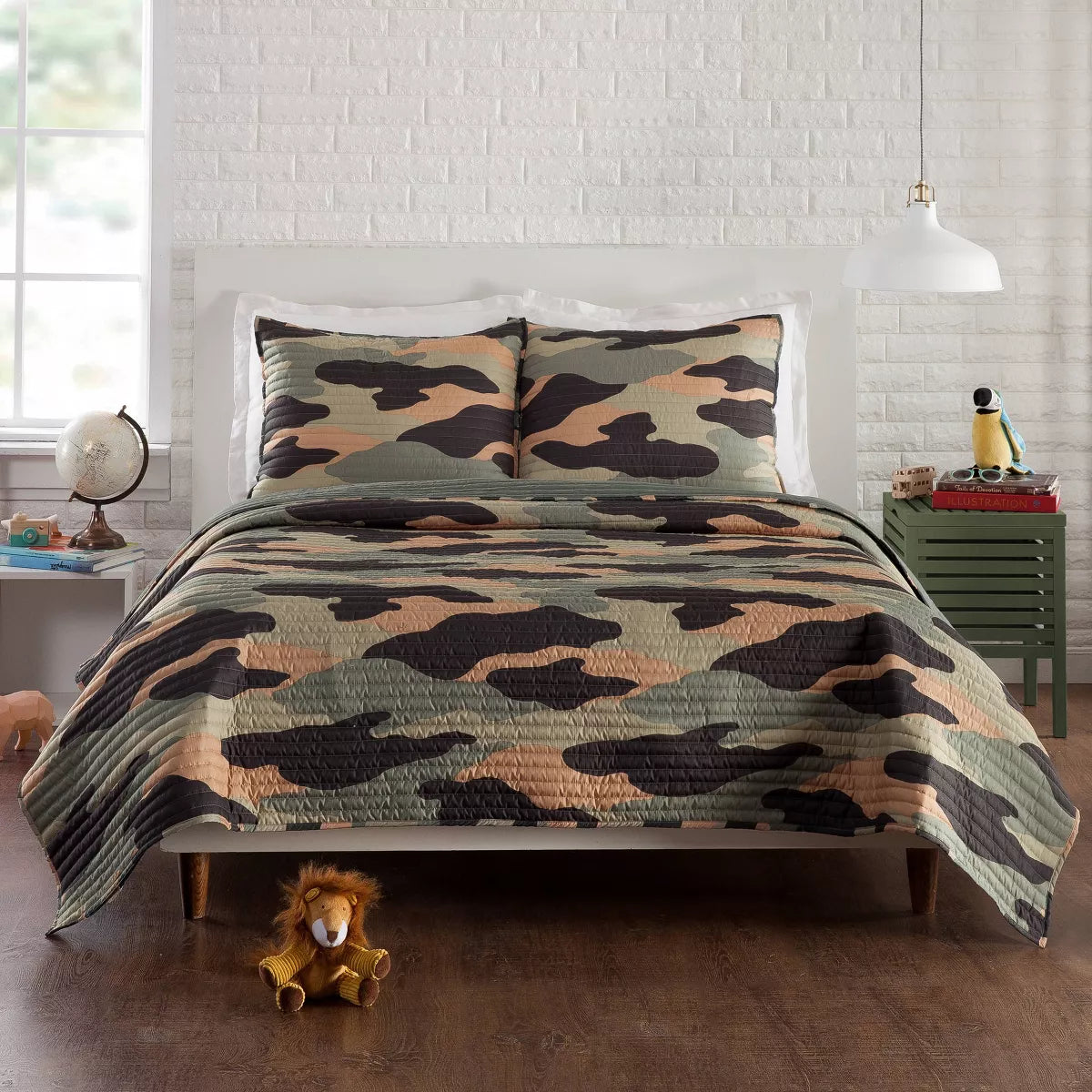 Covert Camo Quilt Set