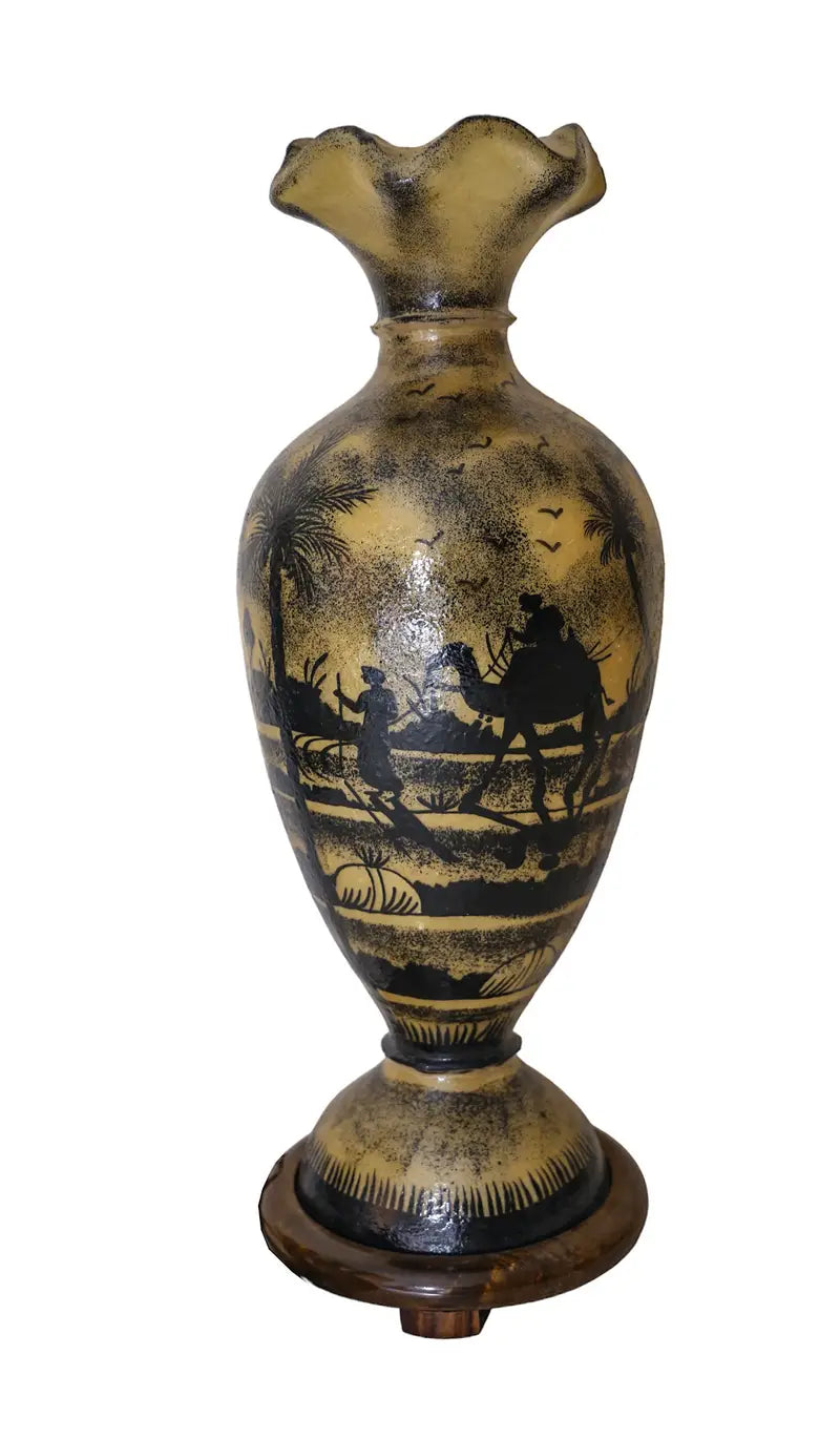 Camel skin illuminated vase and lamp