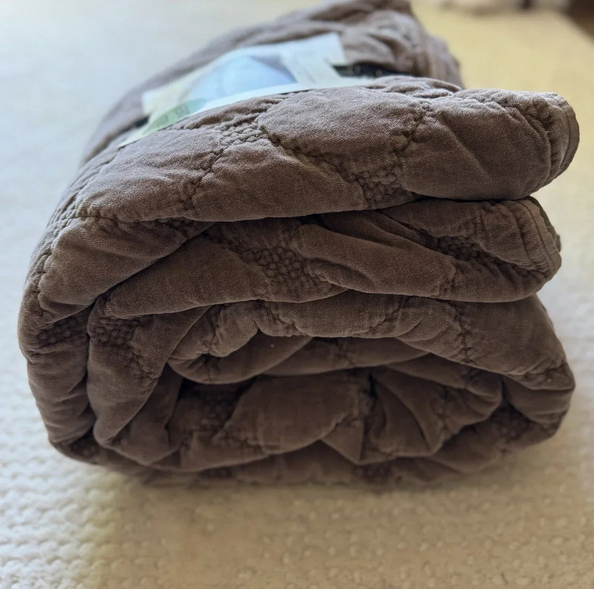 Rachel Zoe 100% Cotton Velvet Coverlet F/Q NWT Quilted Mocha Brown Luxury Quilt - Picture 2 of 5