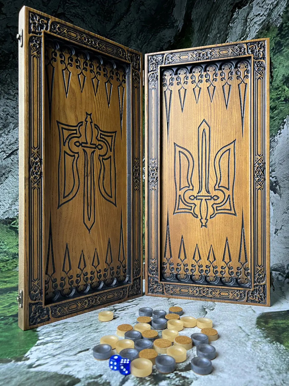 Patriotic Wooden Backgammon – Military Intelligence of Ukraine, Armed Forces Edition
