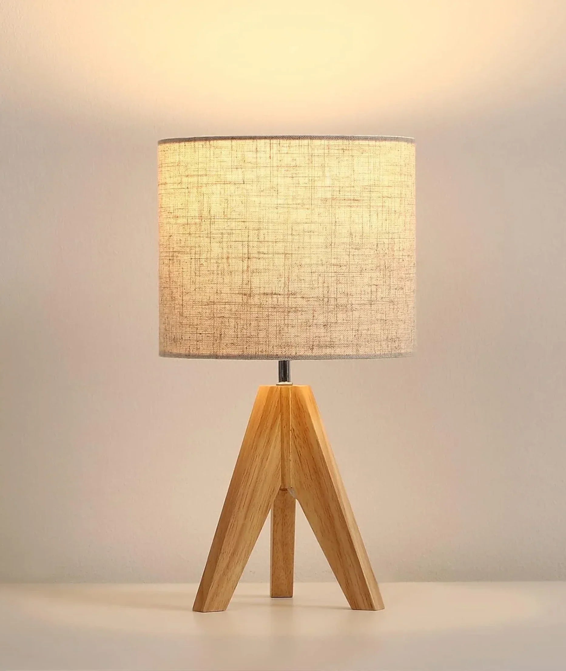 Dewenwils Tripod Wooden Lamp – 18" with Linen Shade by Nureyaa