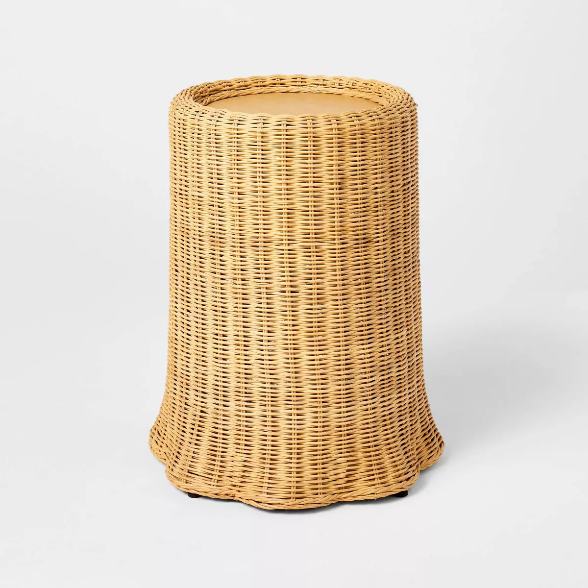 Scalloped Rattan