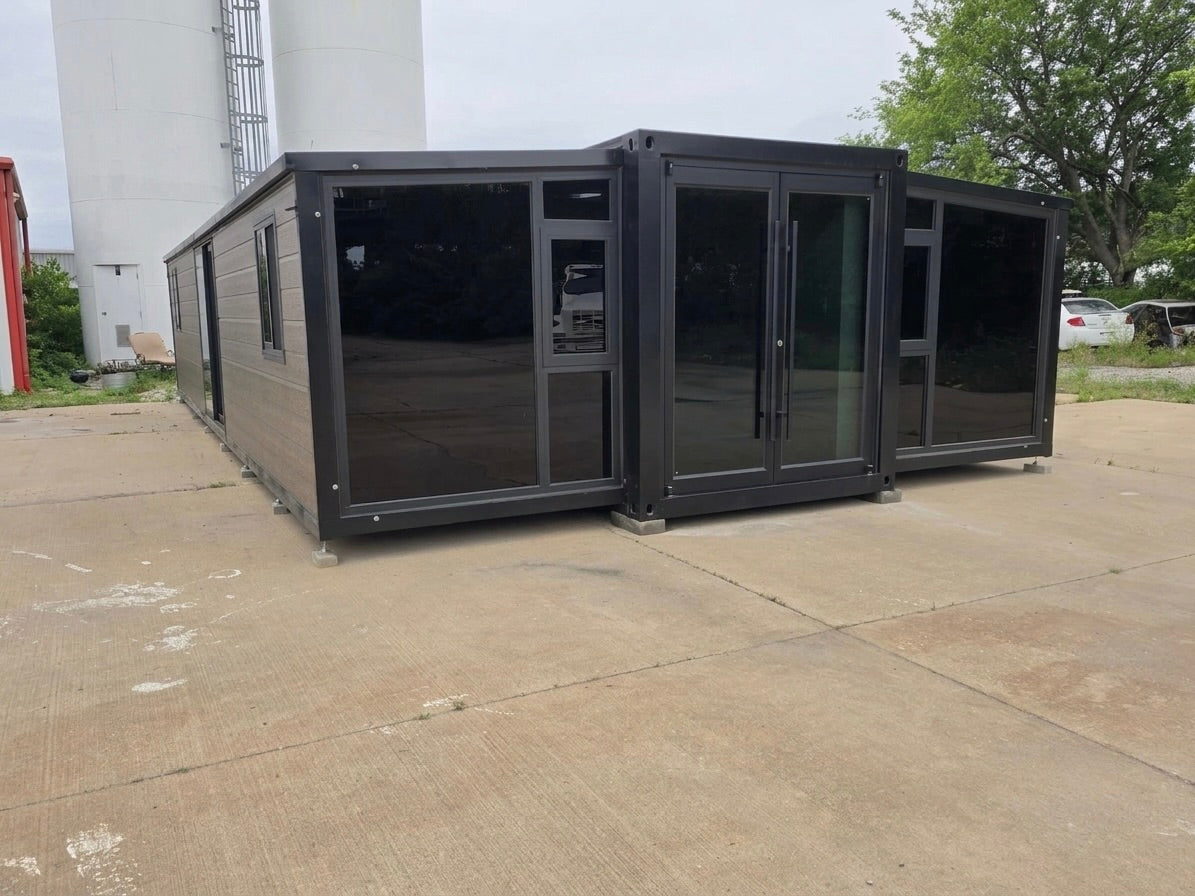 40ft Foldable Expandable Container Home — 2 or 3 Bedroom Modular Tiny Home