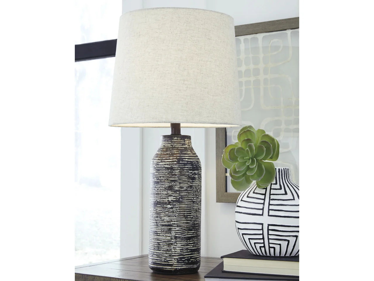 Mahima Table Lamp V