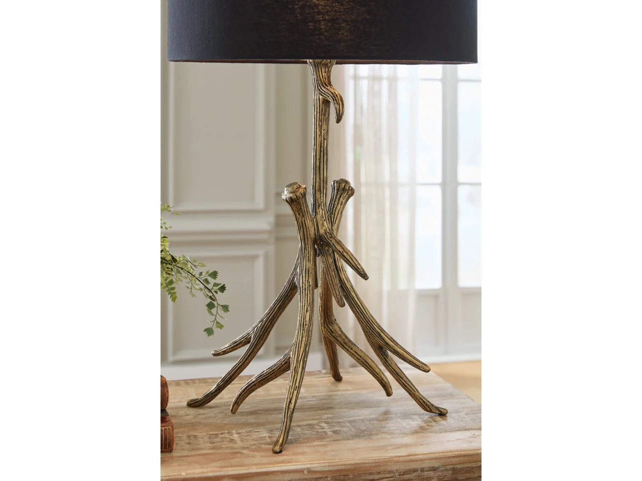 Josney Table Lamp