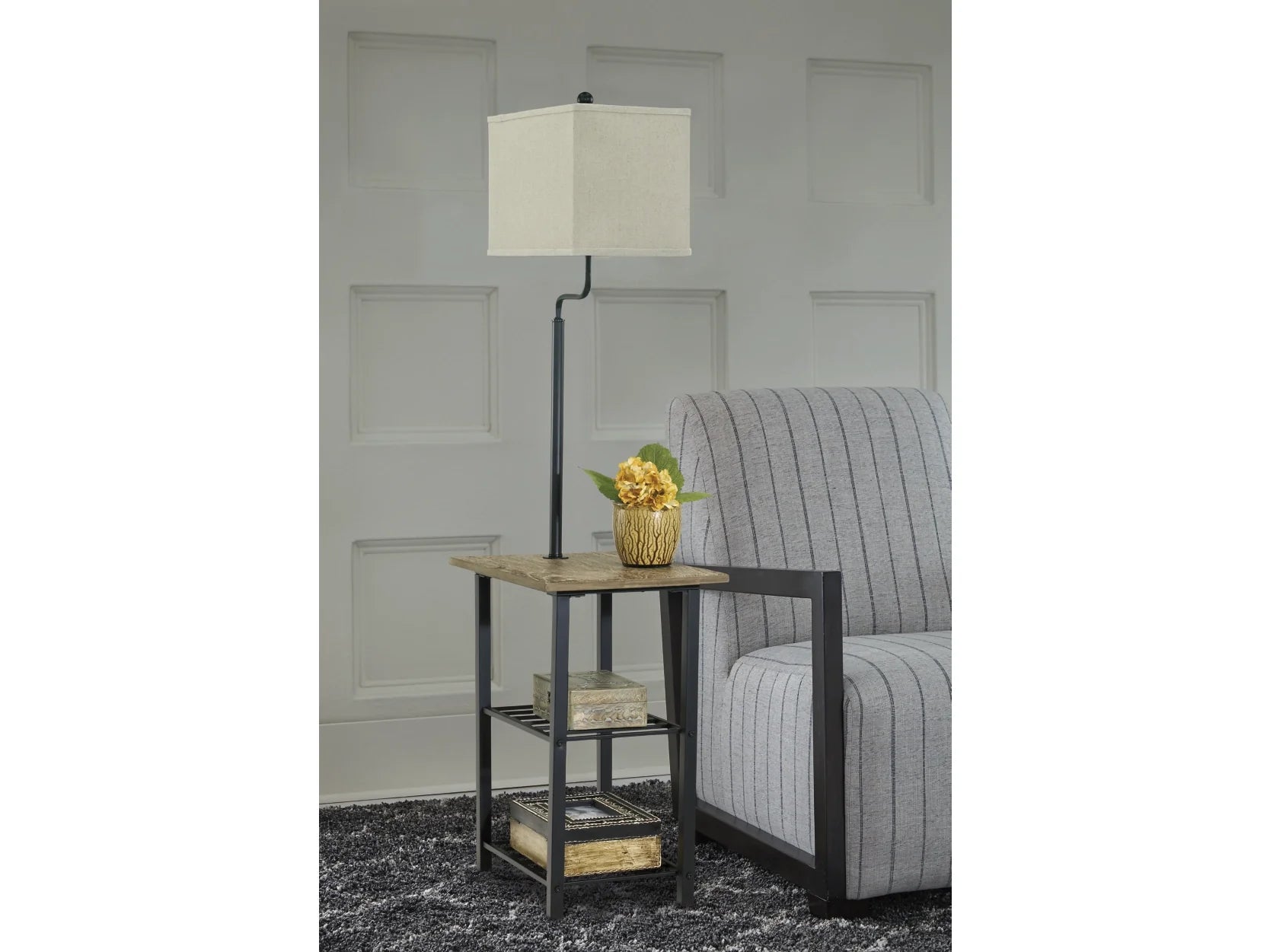 Shianne Floor Lamp