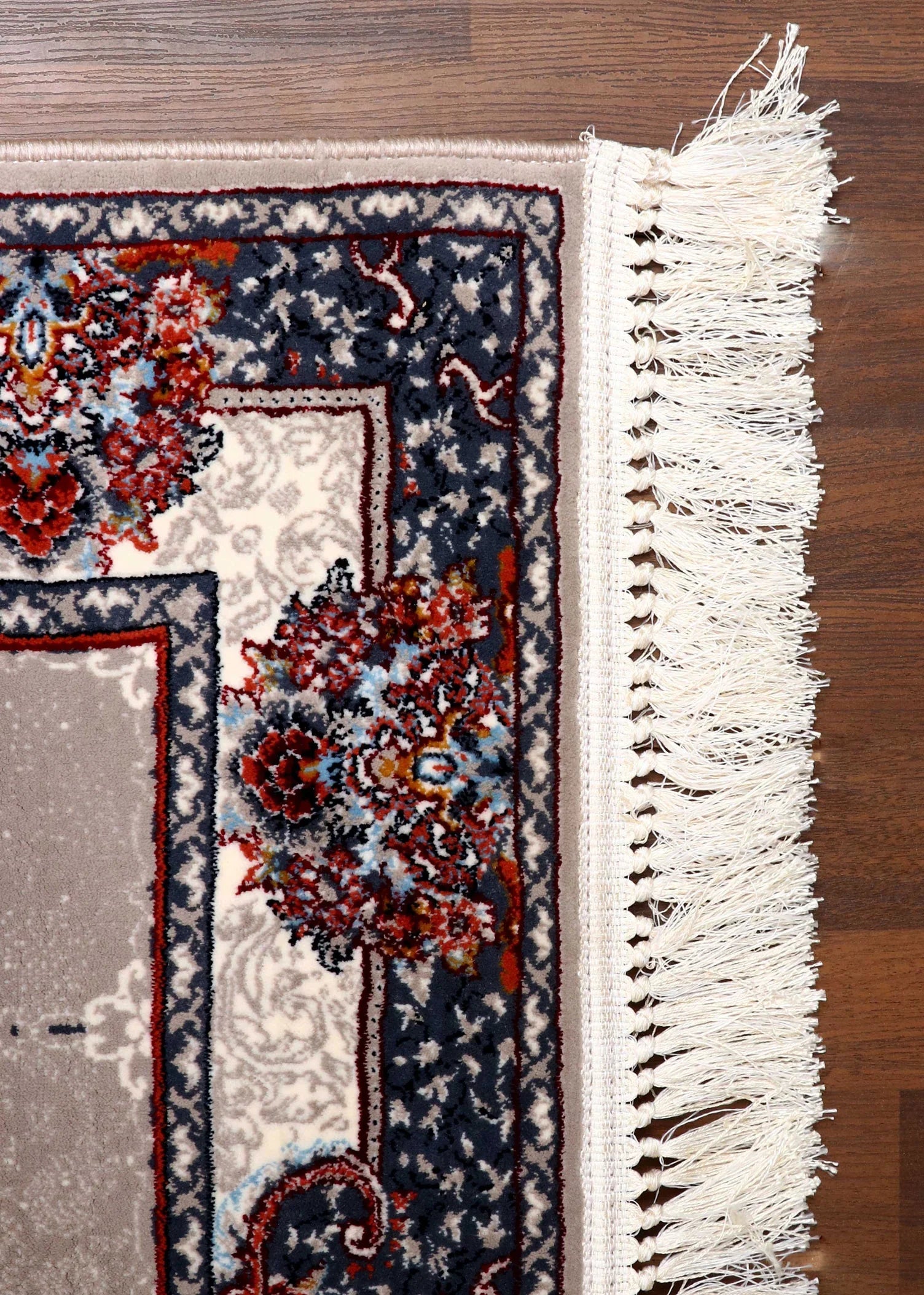Traditional Persian rug in red, grey, and beige with medallion design – polyester with jute backing