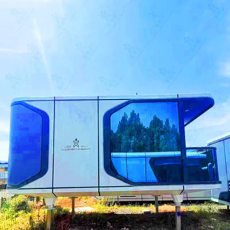 40ft Luxury Capsule-Style Container Villa — Extendable Light-Steel Prefab Home