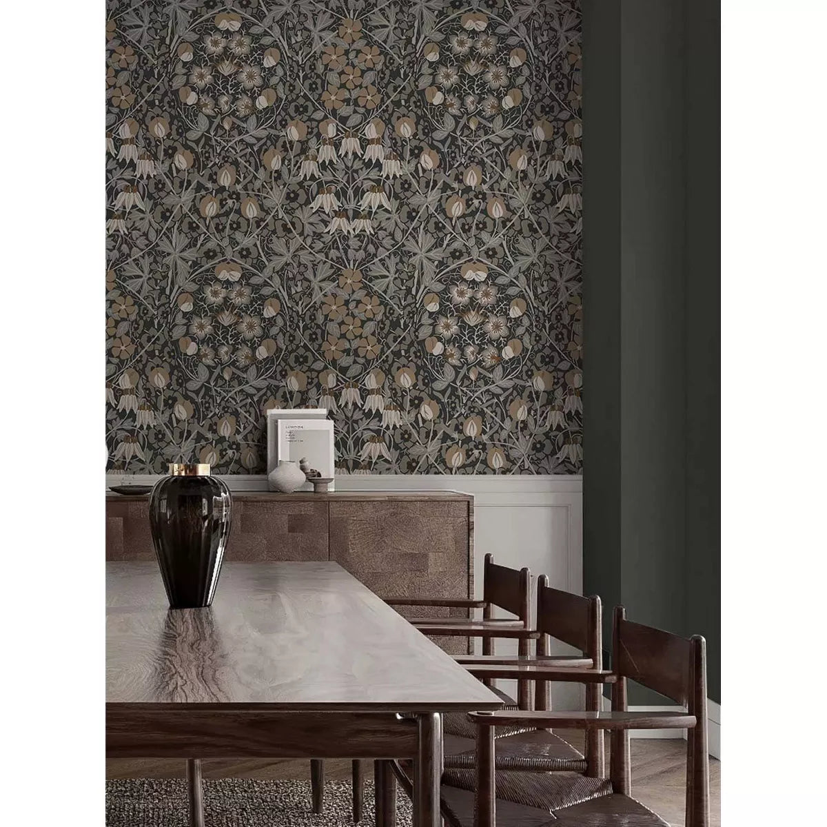 Tulip Garden Peel and Stick Wallpaper: Vintage Floral