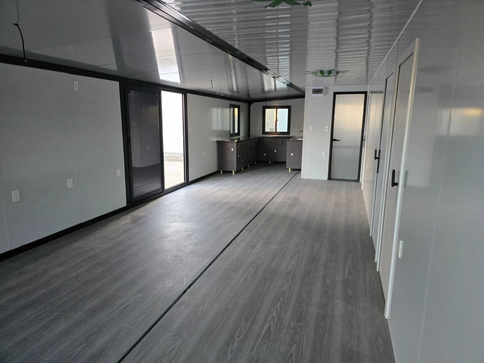 40ft Foldable Expandable Container Home — 2 or 3 Bedroom Modular Tiny Home