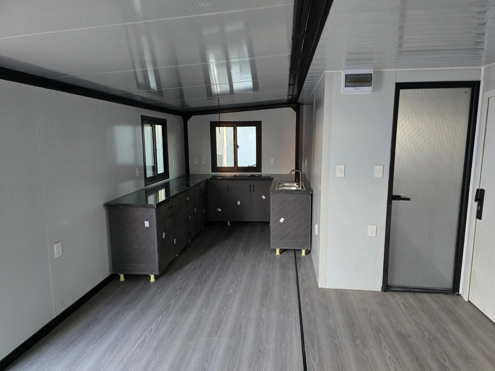 40ft Foldable Expandable Container Home — 2 or 3 Bedroom Modular Tiny Home