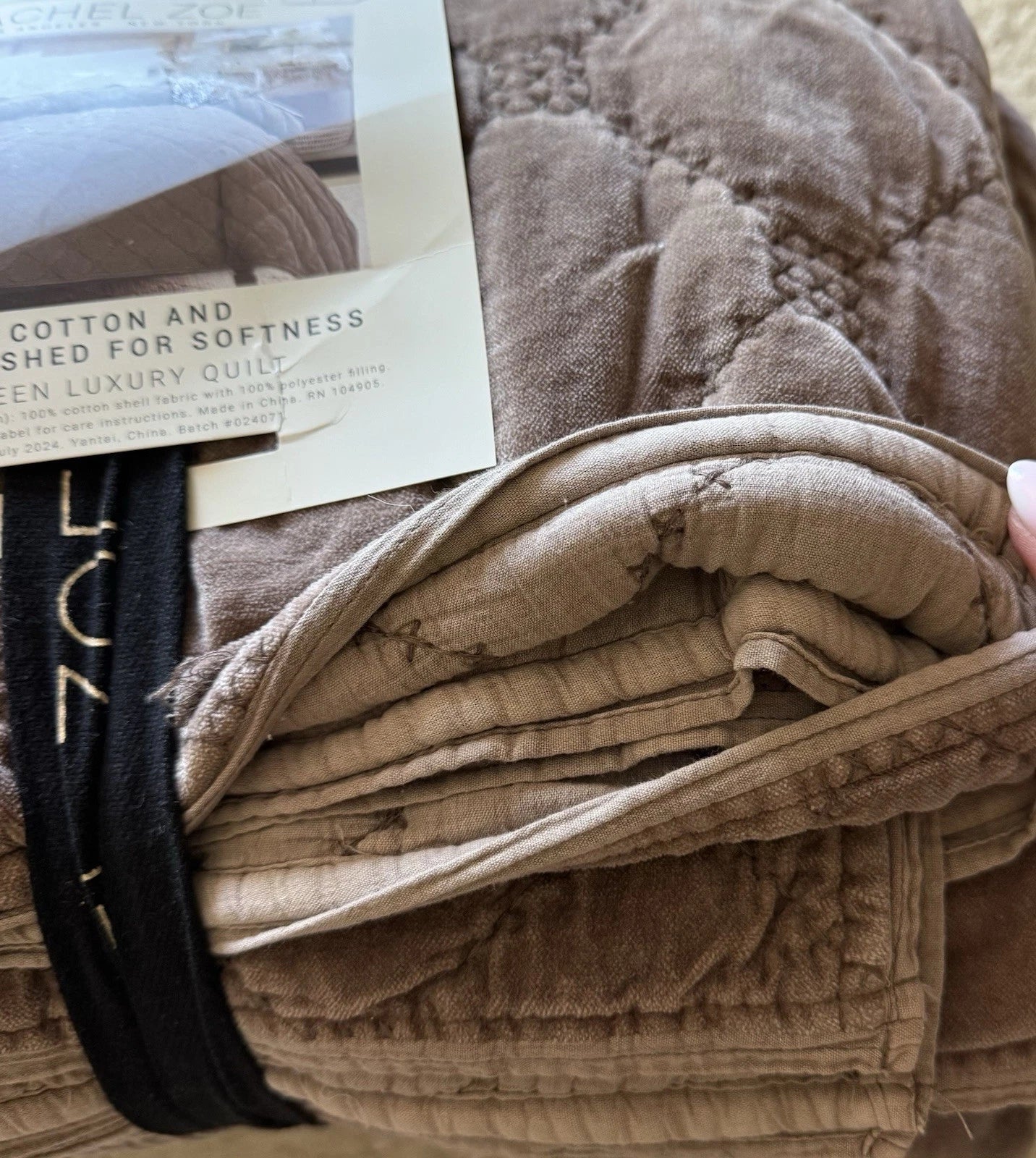 Rachel Zoe 100% Cotton Velvet Coverlet F/Q NWT Quilted Mocha Brown Luxury Quilt - Picture 2 of 5